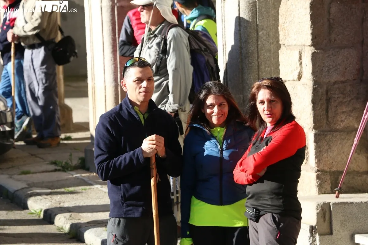 Salida de la XXIII Ruta de Senderismo de Aldeadávila de la Ribera / CORRAL
