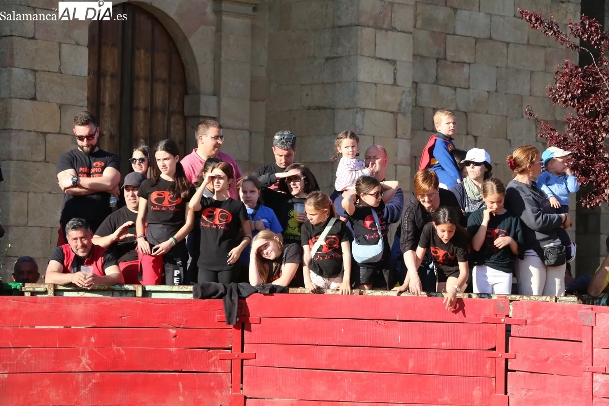 Divertido Gran Prix de peñas en Yecla de Yeltes a cargo de Encierros Infantiles Huertos / CORRAL