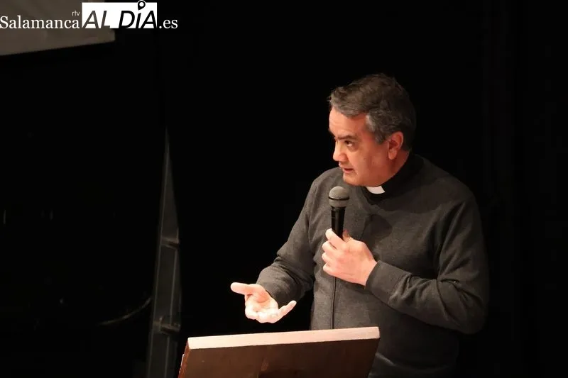 Foto 2 - Un viaje por la historia y los s&iacute;mbolos de la Semana Santa