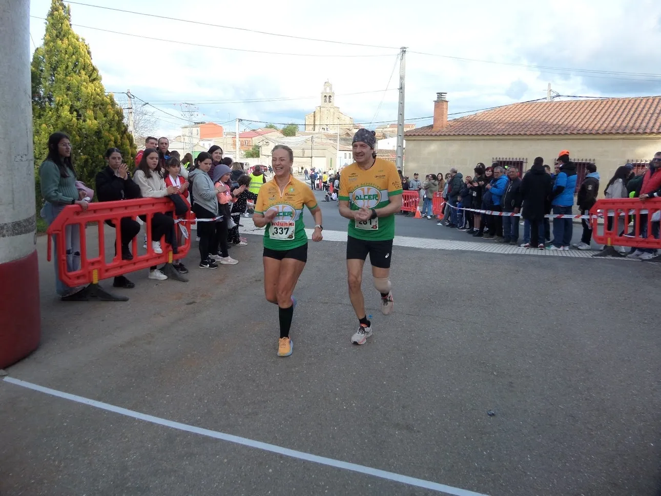 Foto 8 - Juan Bueno y Ver&oacute;nica S&aacute;nchez se llevan el triunfo en la sorprendente I Carrera Popular Cristo de Hornillos de Arabayona