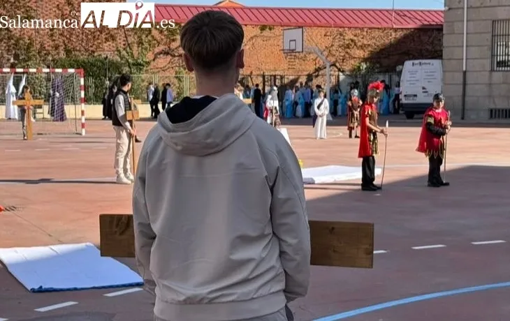 Vía Crucis del Colegio La Encarnación