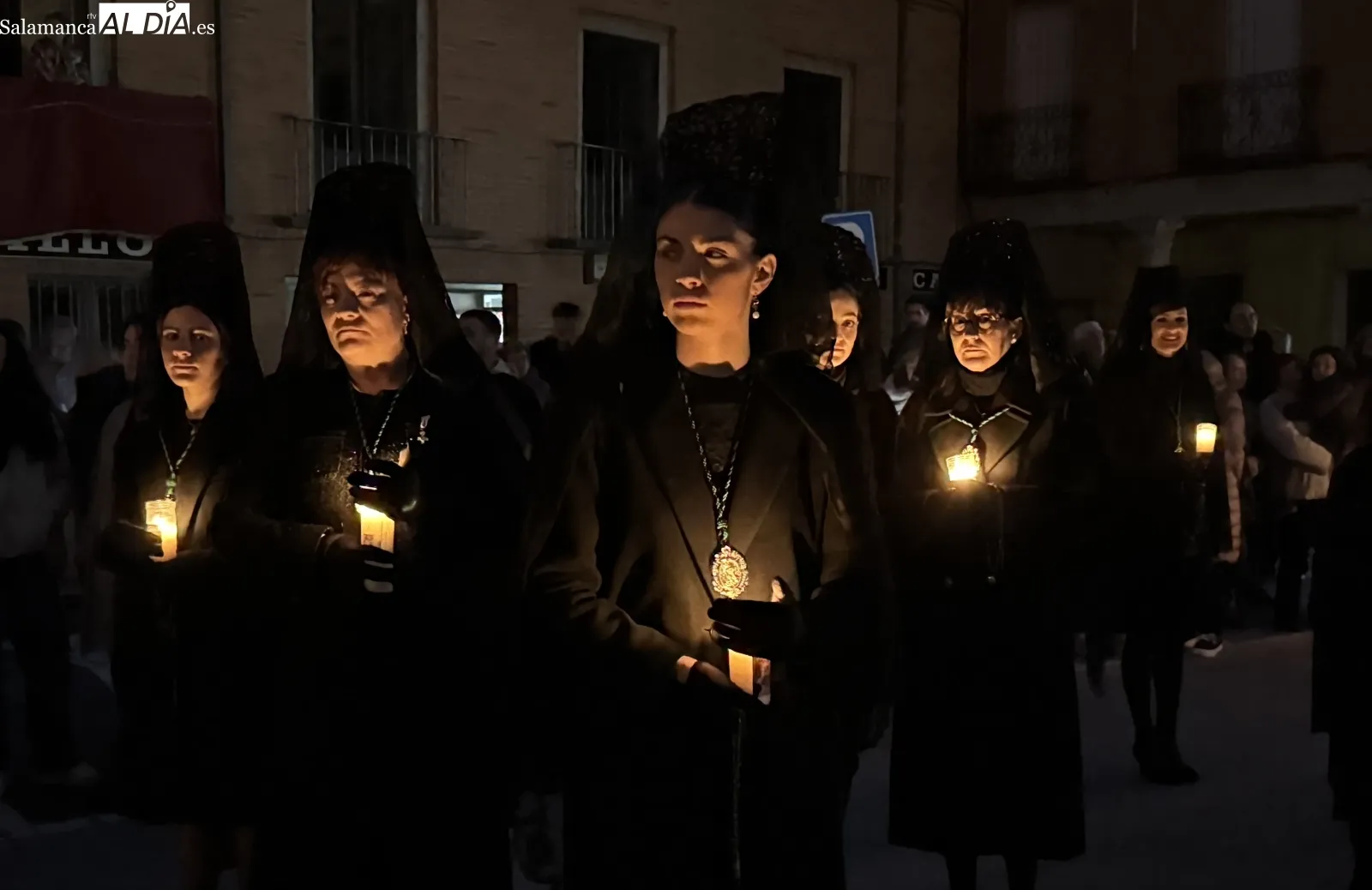 Foto 3 - Multitudinaria Procesi&oacute;n del Encuentro, cl&aacute;sico aut&oacute;ctono del Jueves Santo en Pe&ntilde;aranda