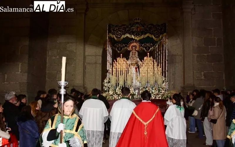 Procesión de La Madruga de Nuestra Señora de la Esperanza