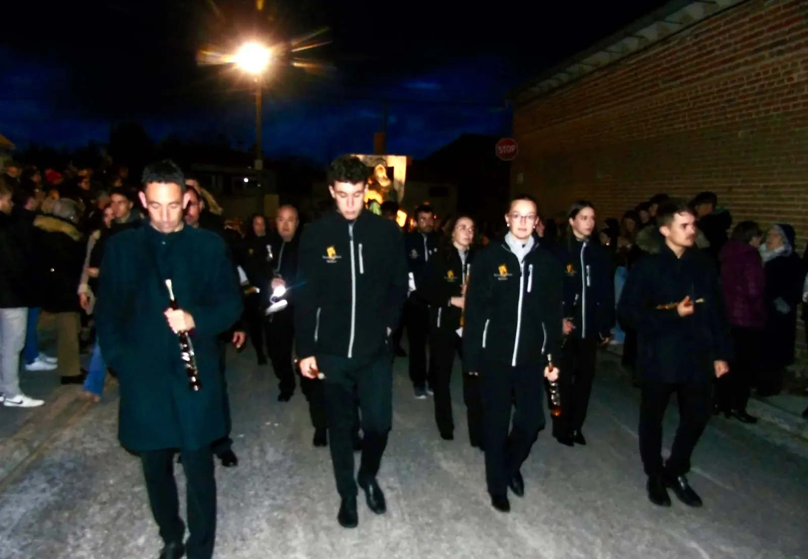 Procesión del Santo Entierro en Macotera. Fotos José Guerras