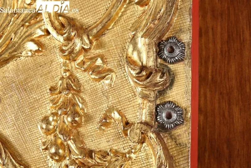 Foto 6 - Arte y fe: Restauradas las rejas de plata que custodian las reliquias de Santa Teresa