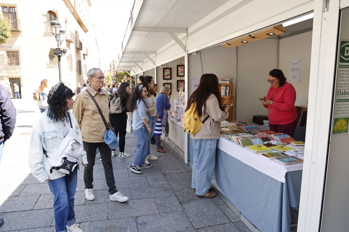 Descubre y adquiere piezas únicas en la XXII Feria de Artesanía de Salamanca