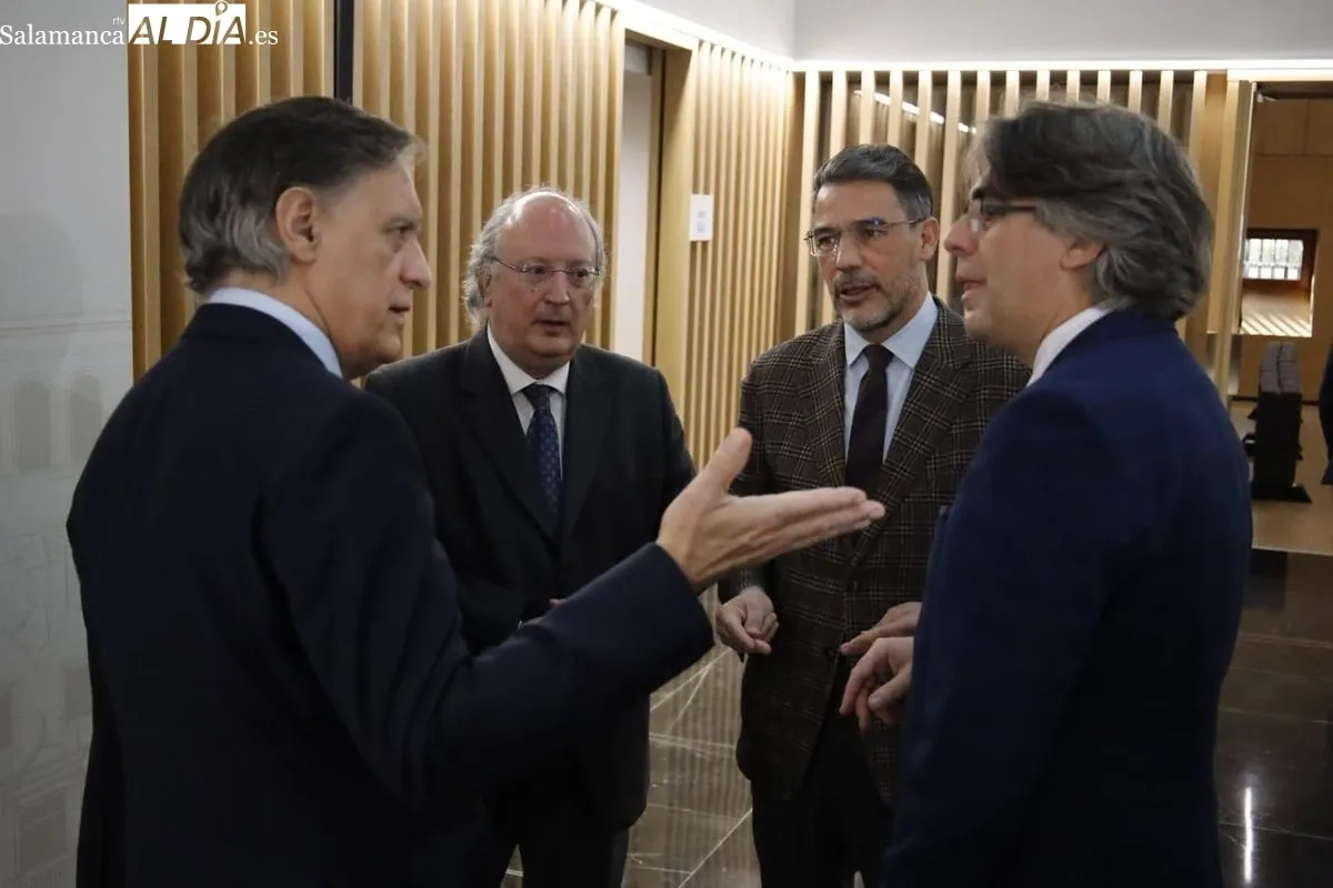 La Universidad de Salamanca presentaba su Plan Estratégico a la sociedad civil en el Centro Internacional del Español. Foto de David Domínguez