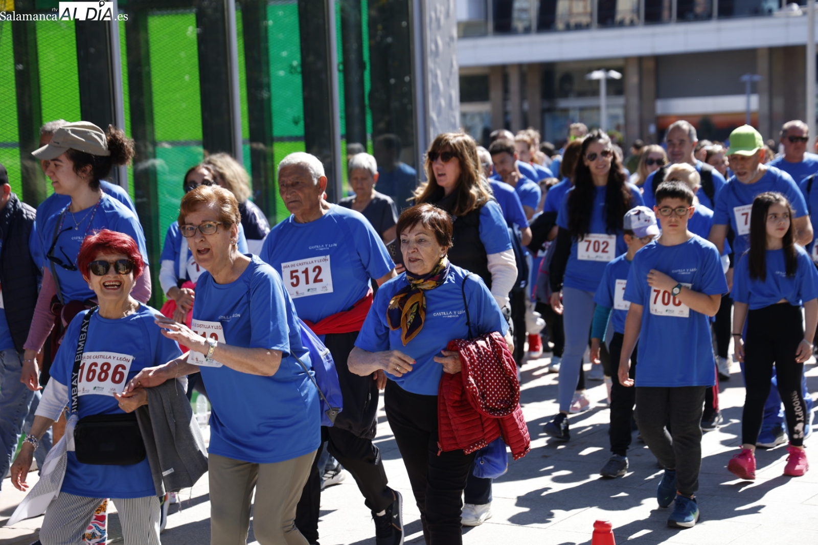 FOTOS | Salamanca camina por la inclusión en una marcha solidaria multitudinaria