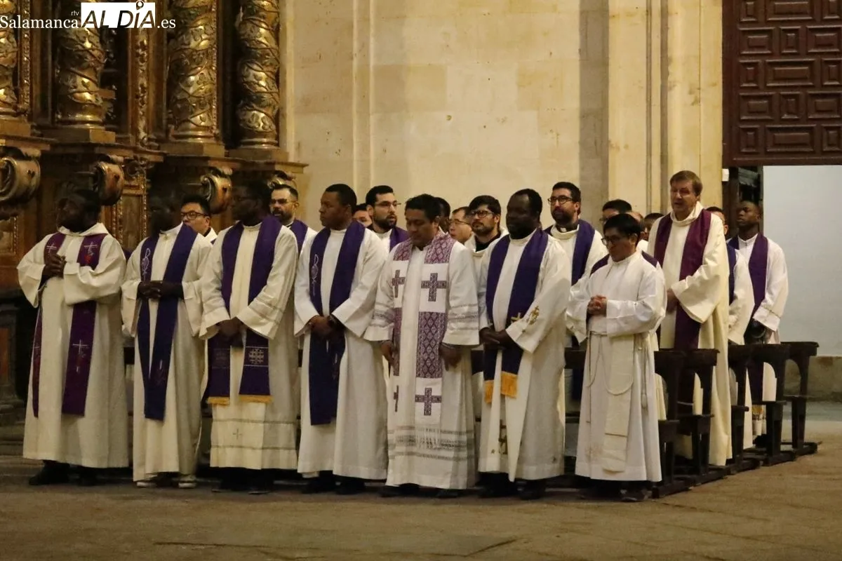 Misa funeral por el Papa Francisco en La Clerecía. Foto de David Domínguez