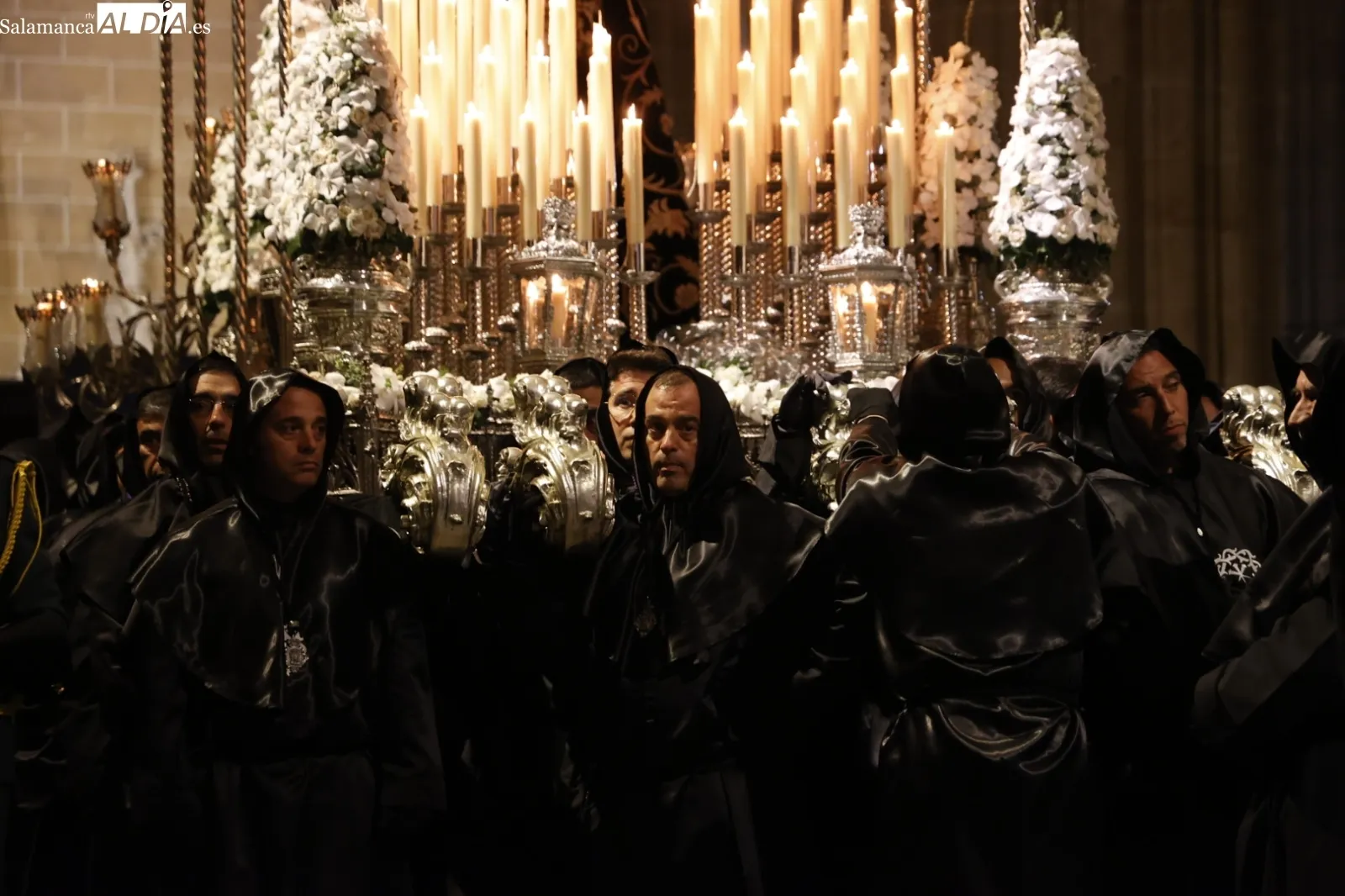 Suspensión de la procesión de La Soledad en Salamanca | Fotos: David Sañudo