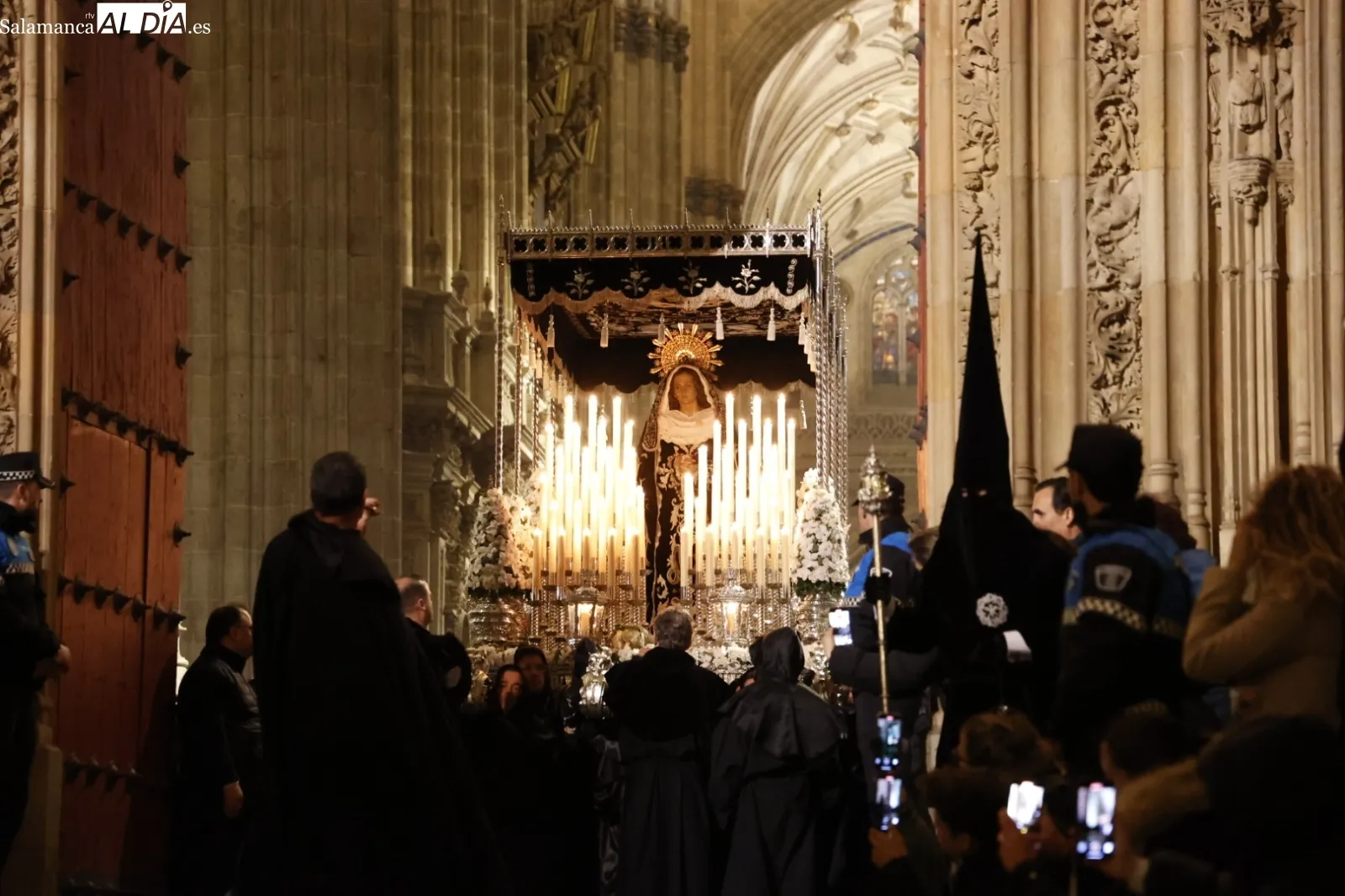 Suspensión de la procesión de La Soledad en Salamanca | Fotos: David Sañudo