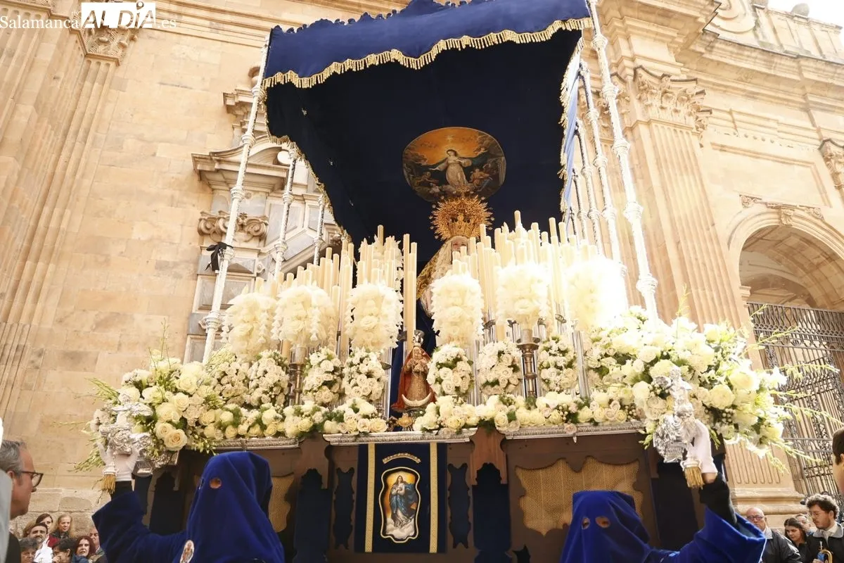 Procesión de la Hermandad Sacramental, Mercedaria y de Penitencia de Nuestro Padre Jesús Despojado de sus Vestiduras y María Santísima de la Caridad y del Consuelo. Fotos: David Sañudo
