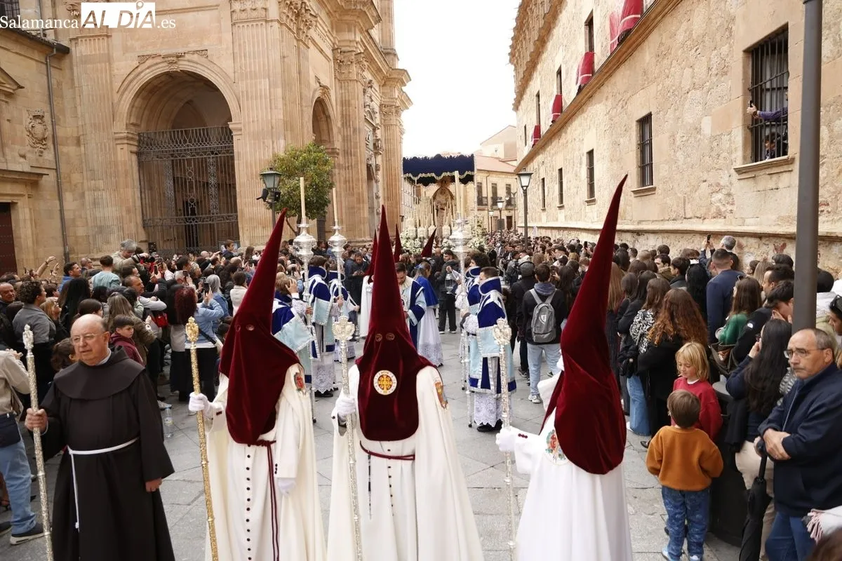 Procesión de la Hermandad Sacramental, Mercedaria y de Penitencia de Nuestro Padre Jesús Despojado de sus Vestiduras y María Santísima de la Caridad y del Consuelo. Fotos: David Sañudo