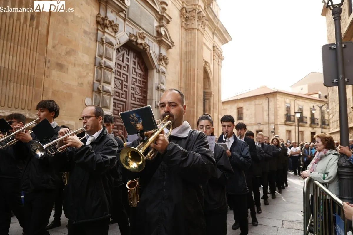 Procesión de la Hermandad Sacramental, Mercedaria y de Penitencia de Nuestro Padre Jesús Despojado de sus Vestiduras y María Santísima de la Caridad y del Consuelo. Fotos: David Sañudo