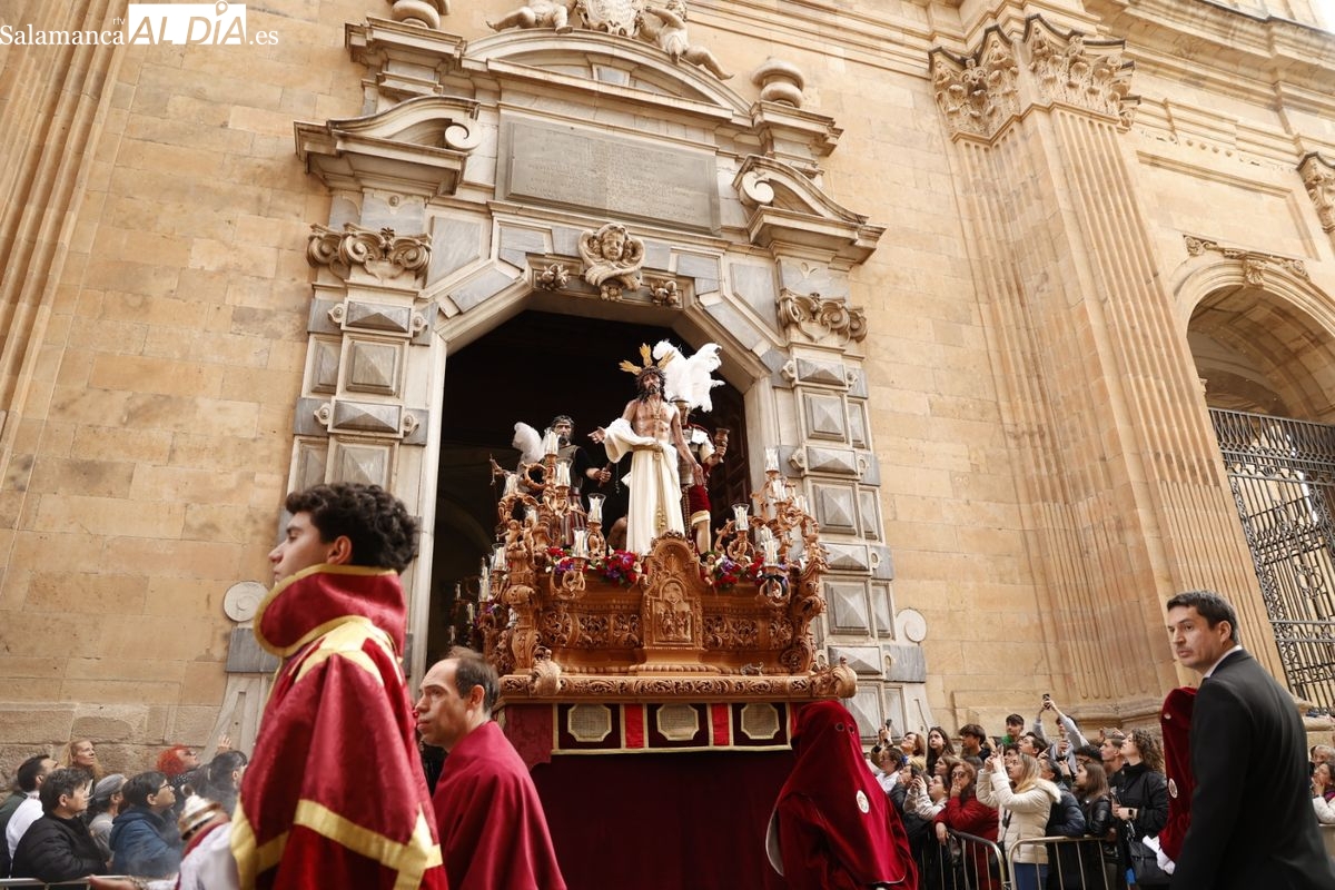 Procesión de Jesús Despojado y la Virgen de la Caridad y del Consuelo en Salamanca