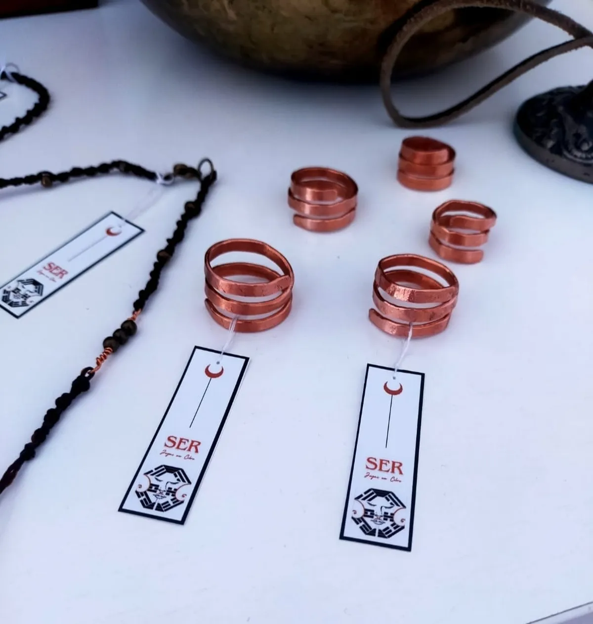 Ser-Joyas en cobre, imágenes de 'Espacio Artesano' en Monleras