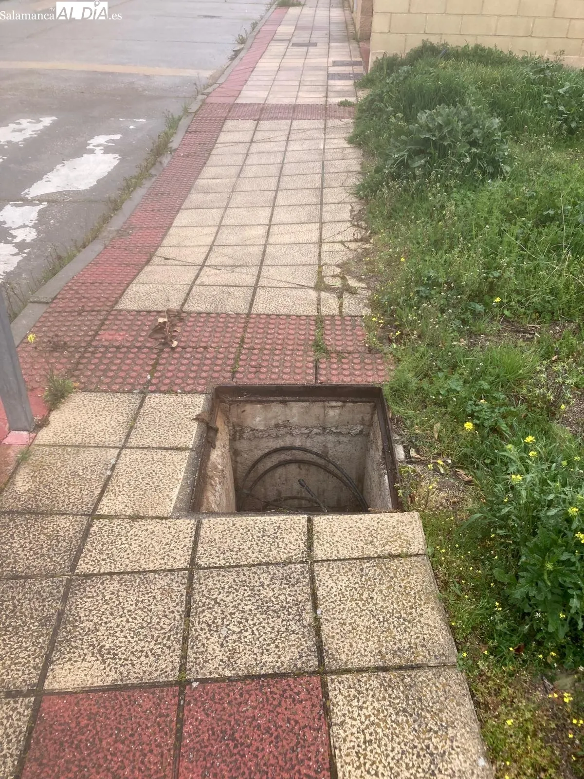 Se repiten los robos en Cabrerizos: 7 nuevas tapas de alcantarillas desaparecen 