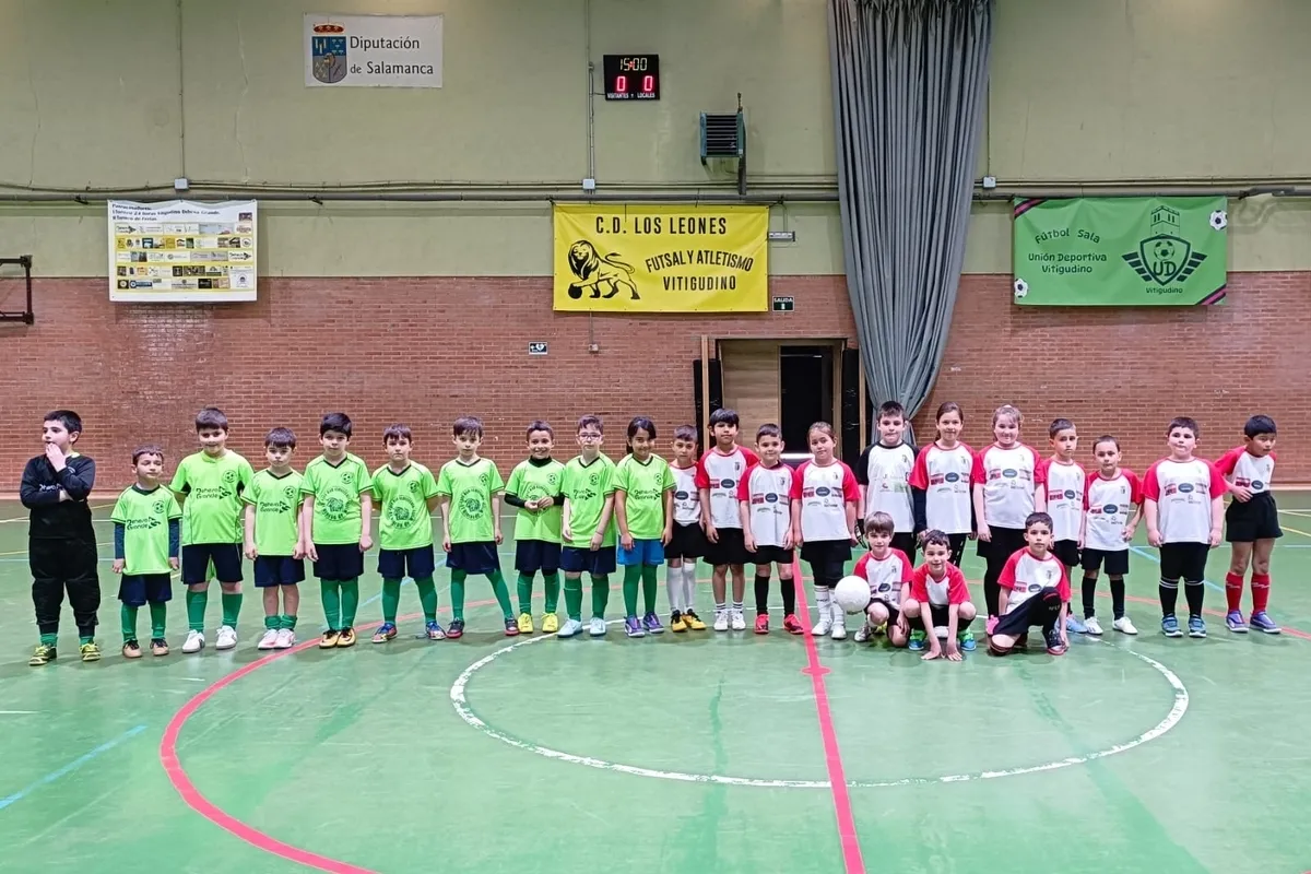Partido amistoso de fútbol sala en Vitigudino entre el UD Vitigudino y Lumbrales 