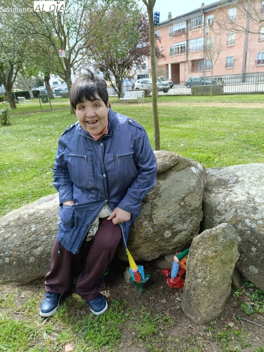 Inauguración de la decoración de primavera hecha por los usuarios de Asprodes en el Parque San Nicolás