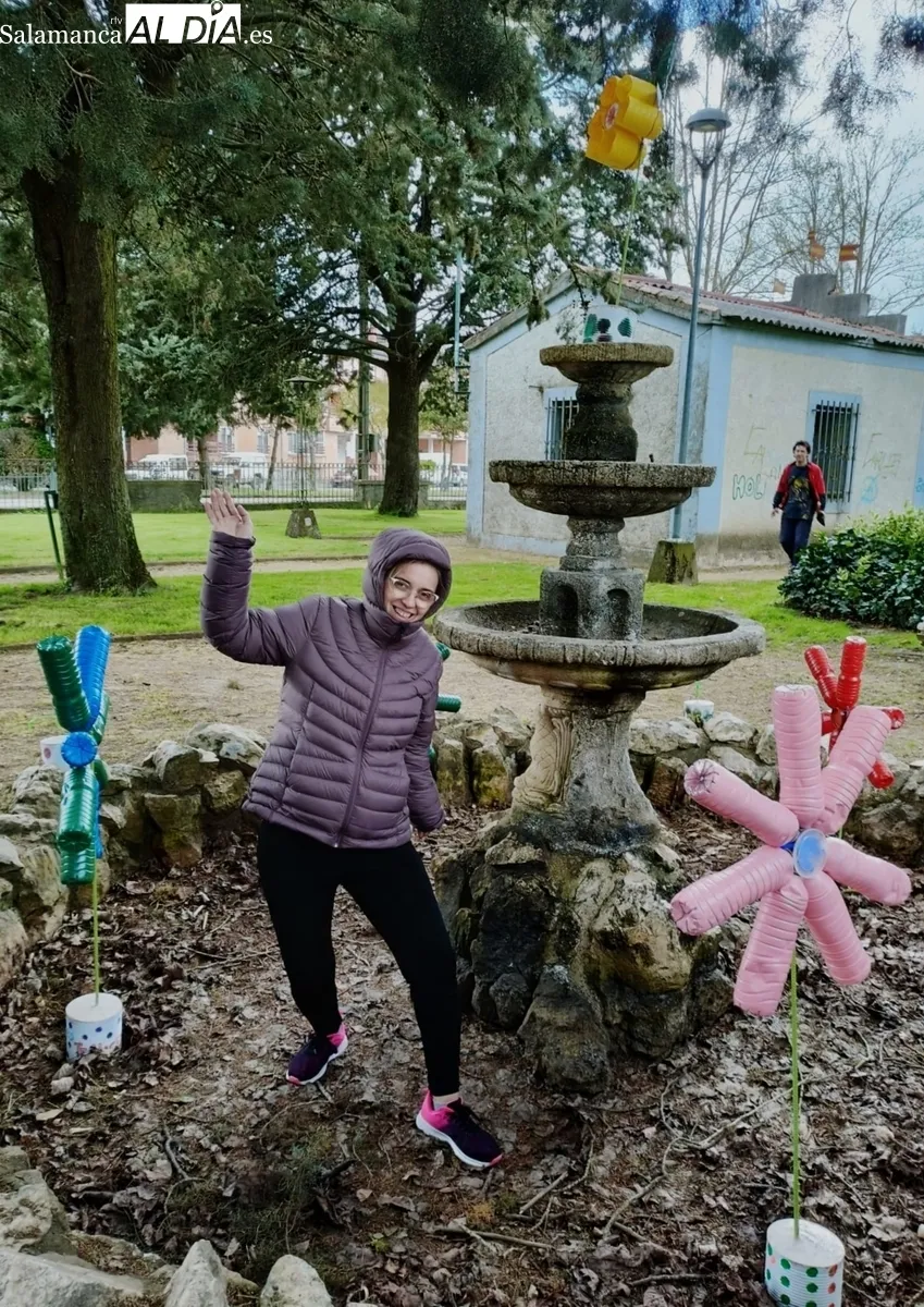 Inauguración de la decoración de primavera hecha por los usuarios de Asprodes en el Parque San Nicolás