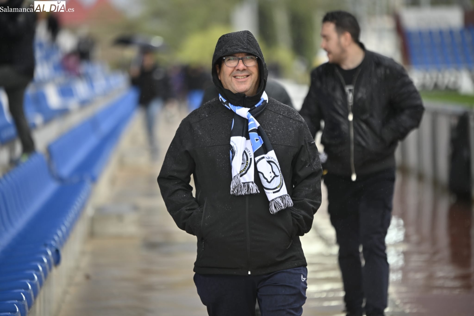 La afición de Unionistas pasa el Viernes Santo en el Reina Sofía (GALERÍA DE FOTOS)