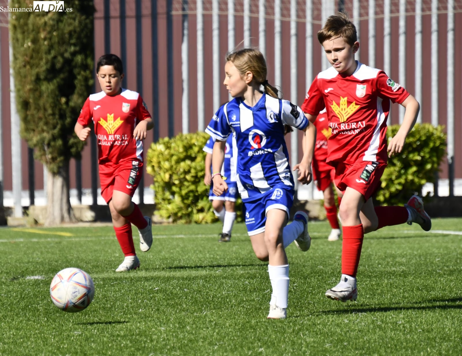 Animado regreso del fútbol base de Salamanca para despedir el mes de abril (FOTOS)
