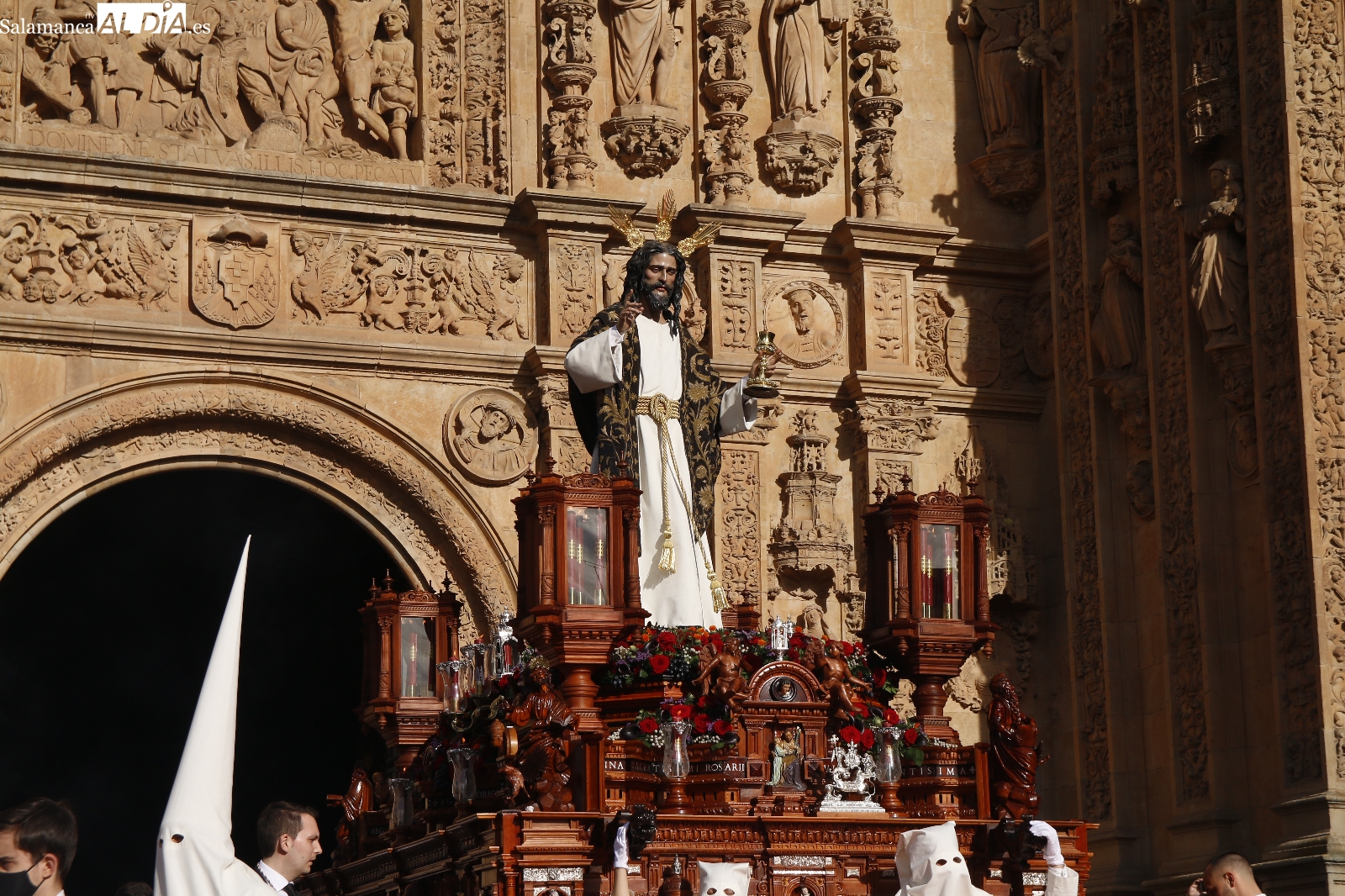 SEMANA SANTA 2025 | Jesús de la Redención procesionará con nuevos faroles granadinos a hombros de la Archicofradía del Rosario