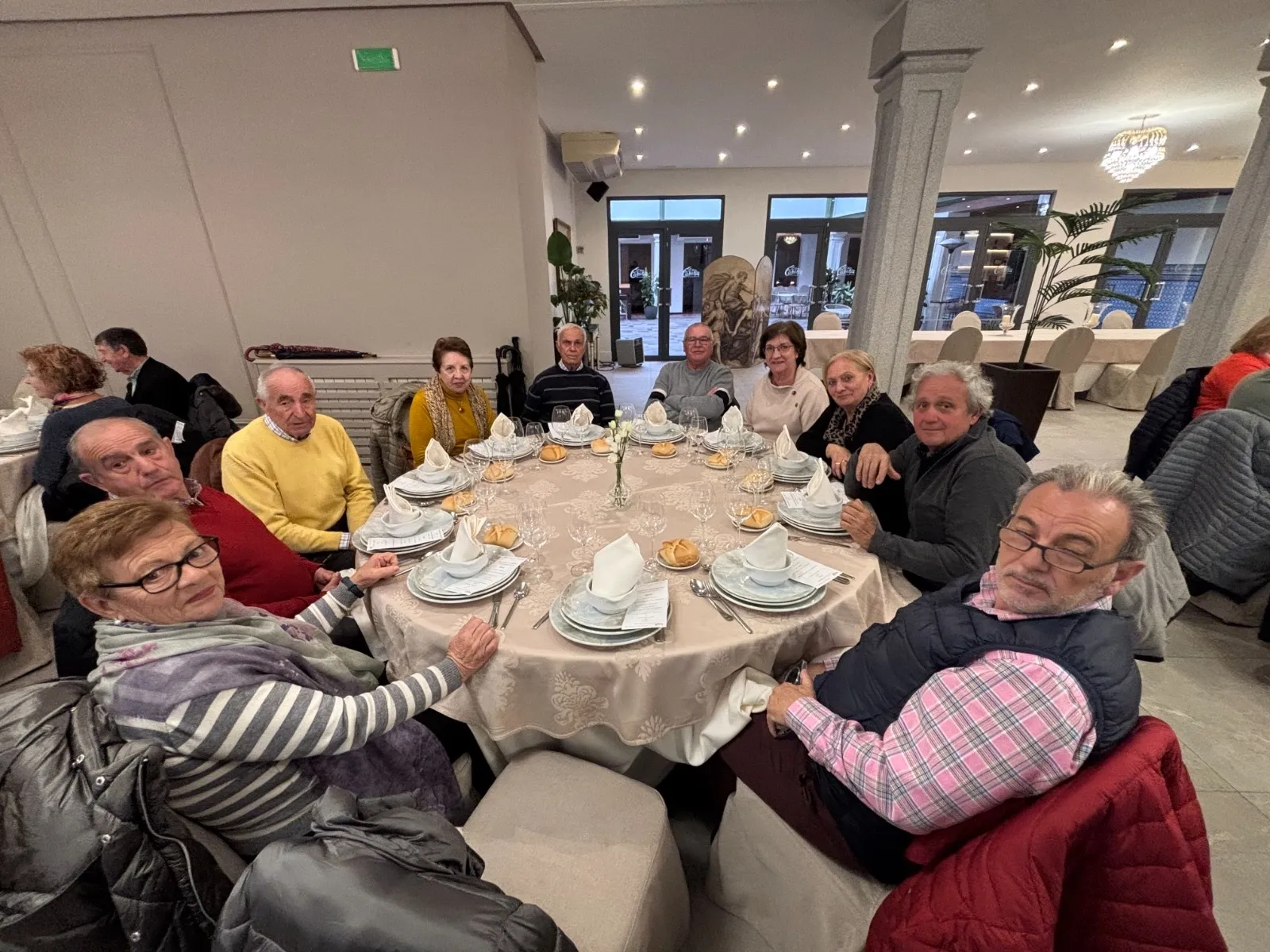 Foto 7 - La asociaci&oacute;n de mayores y pensionistas 'El Casta&ntilde;ar' de B&eacute;jar visita Pe&ntilde;aranda junto a la asociaci&oacute;n 'San Miguel'