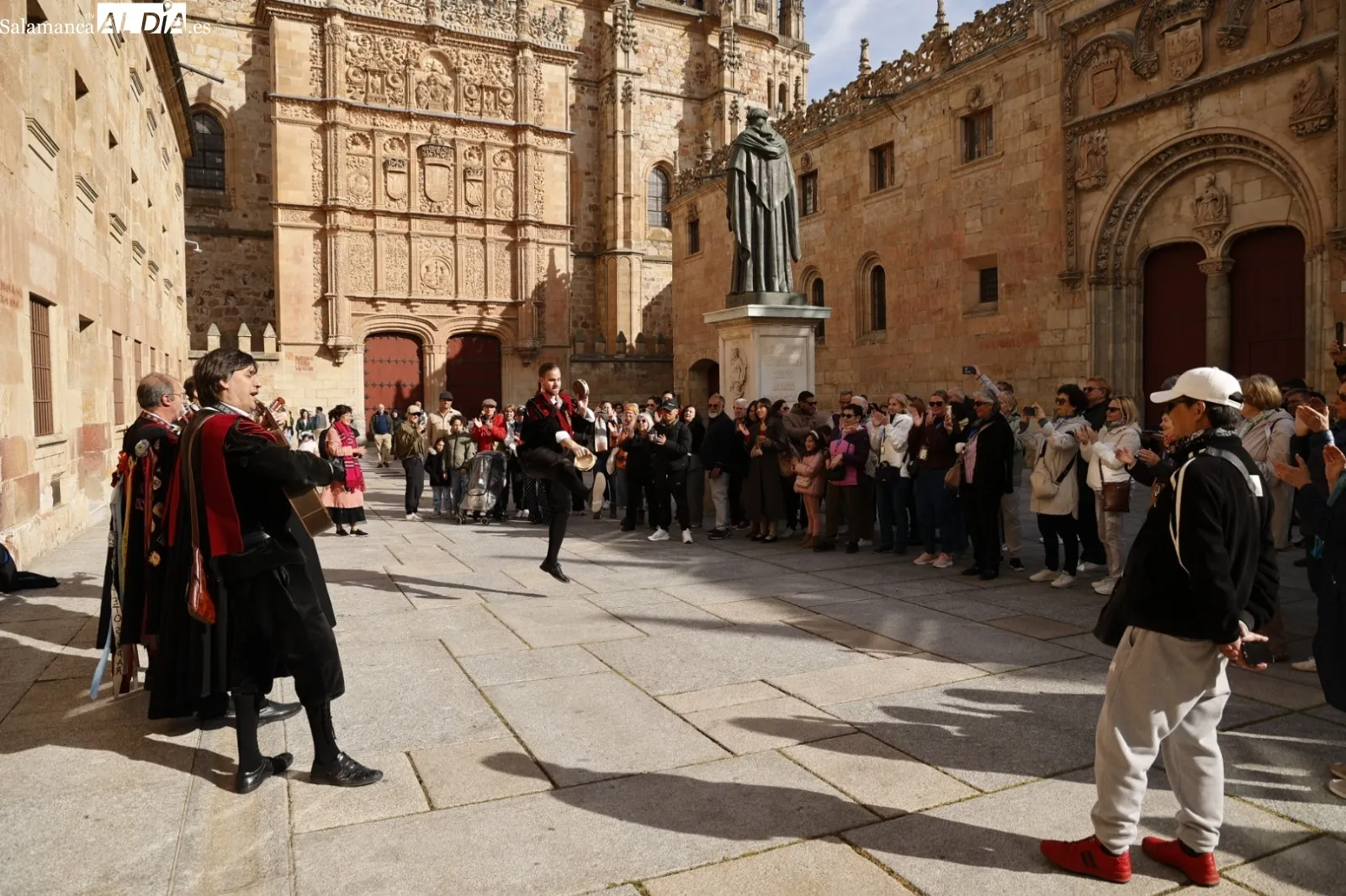 Ambiente en el centro de la ciudad en la tarde del Domingo de Resurrección | Fotos: David Sañudo