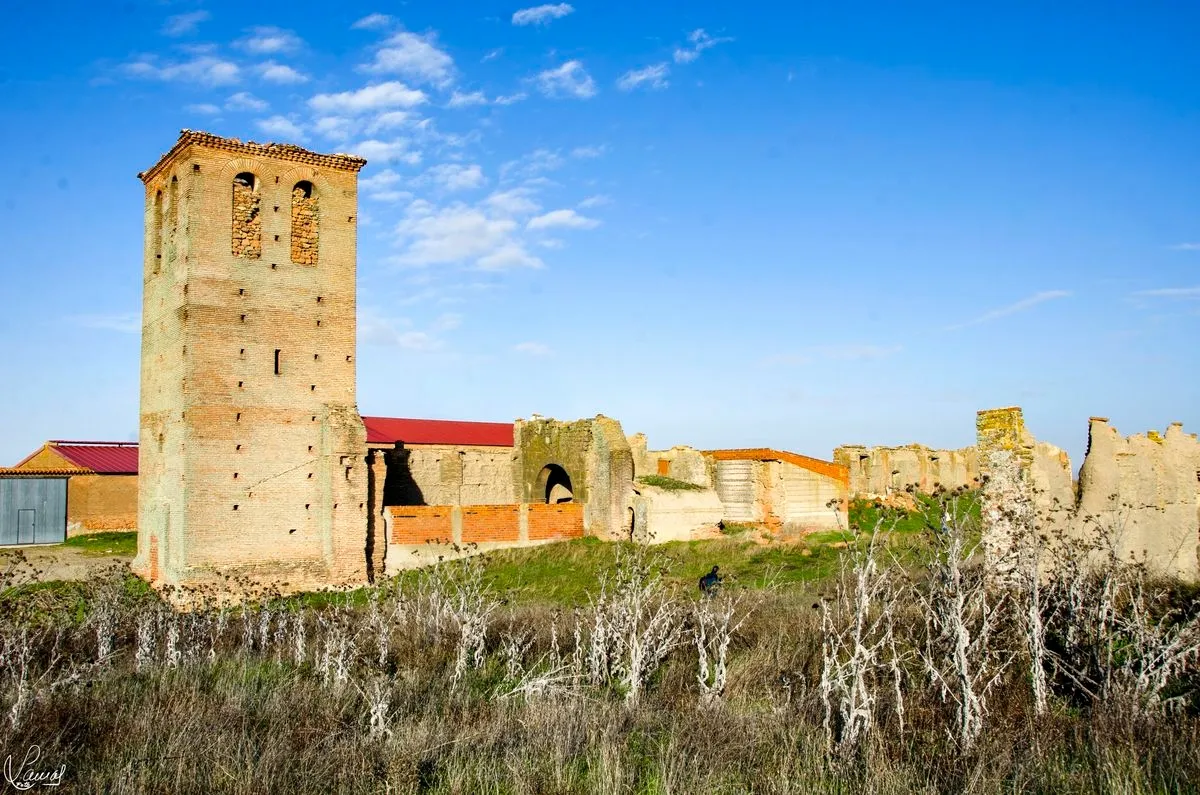 Antigua iglesia del Azud de Riolobos. Foto de Manuel Lamas