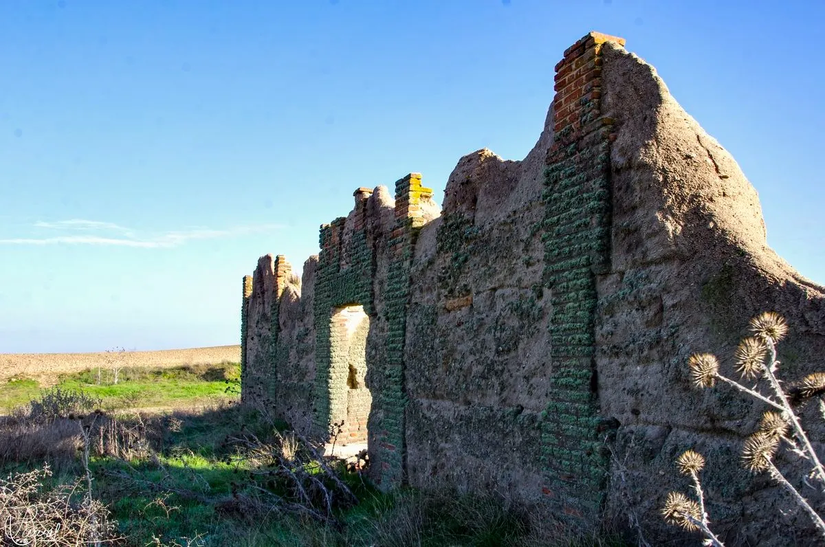 Antigua iglesia del Azud de Riolobos. Foto de Manuel Lamas