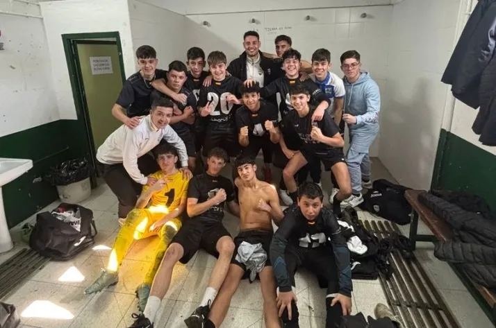 Foto 4 - La cantera del Alba de Tormes CF encara el tramo final de temporada con ilusi&oacute;n, aprendizaje y ambici&oacute;n
