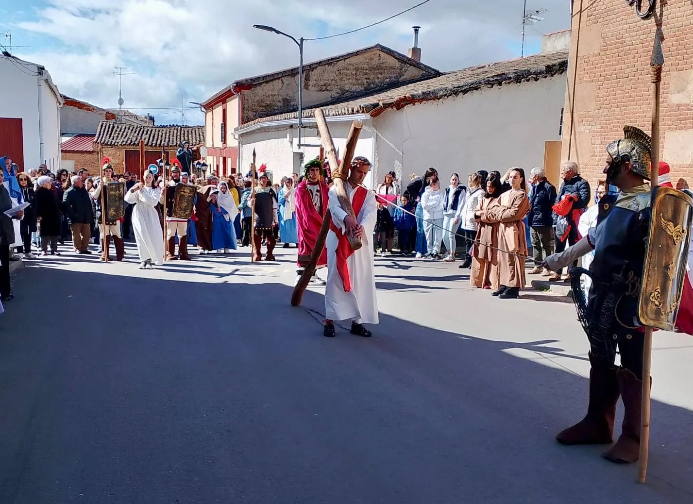 Vía Crucis viviente de Villoruela. Fotos Basilio Sánchez