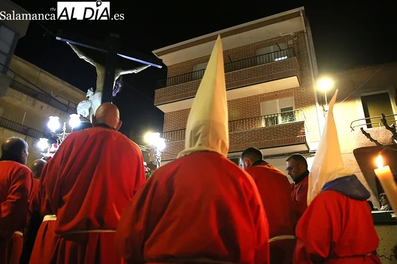 Foto 12 - Procesi&oacute;n del V&iacute;a Crucis de los J&oacute;venes