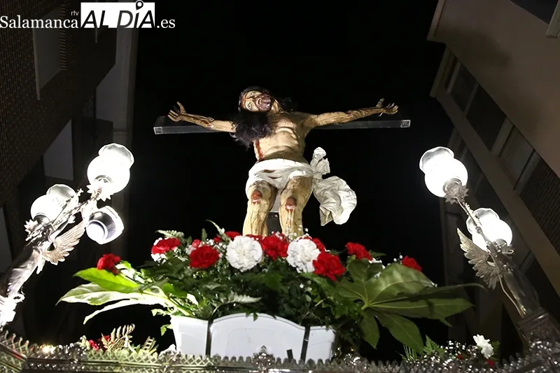 Foto 5 - Procesi&oacute;n del V&iacute;a Crucis de los J&oacute;venes