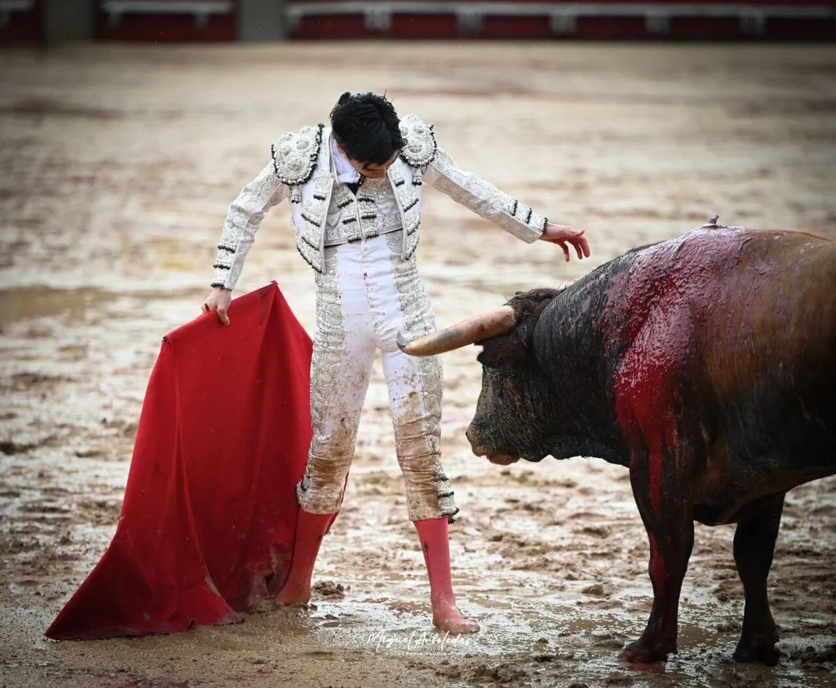 Foto 4 - FOTOS | Marco P&eacute;rez deslumbra en el barrizal de Toledo