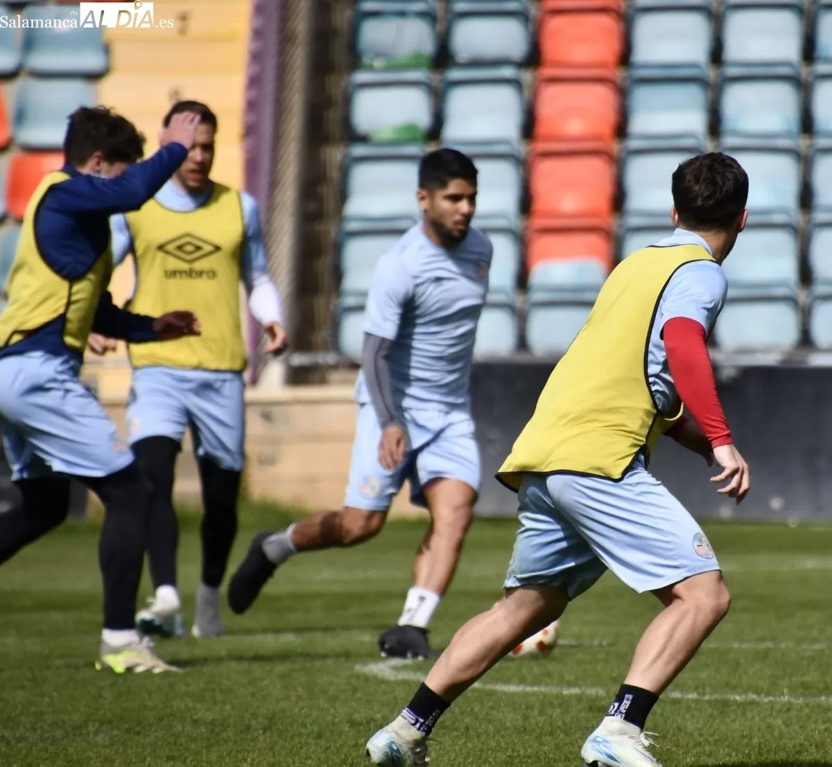 Entrenamiento del Salamanca CF UDS en El Helmántico 