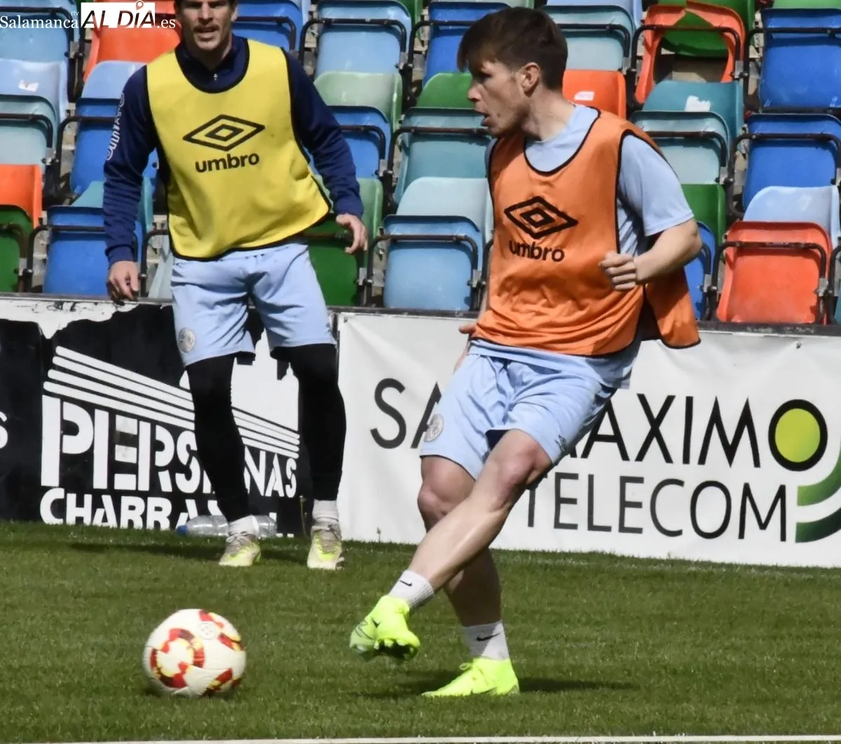 Entrenamiento del Salamanca CF UDS en El Helmántico 