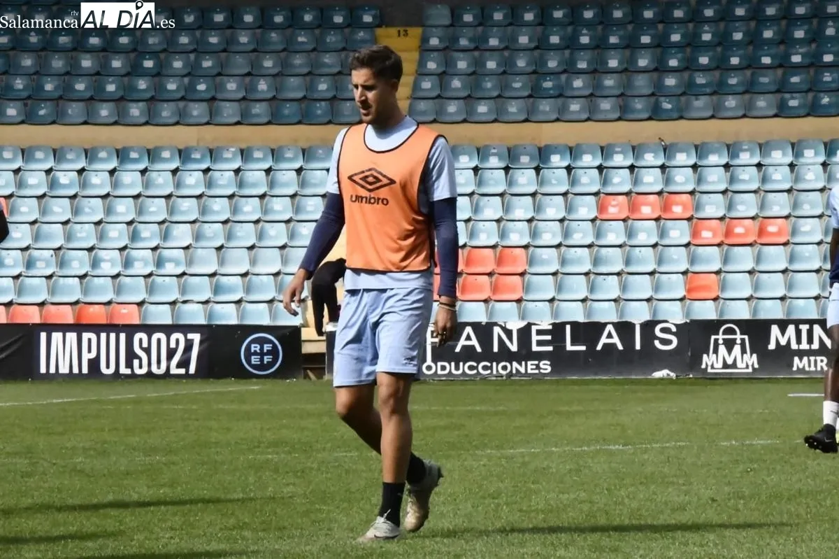 Entrenamiento del Salamanca CF UDS en El Helmántico 