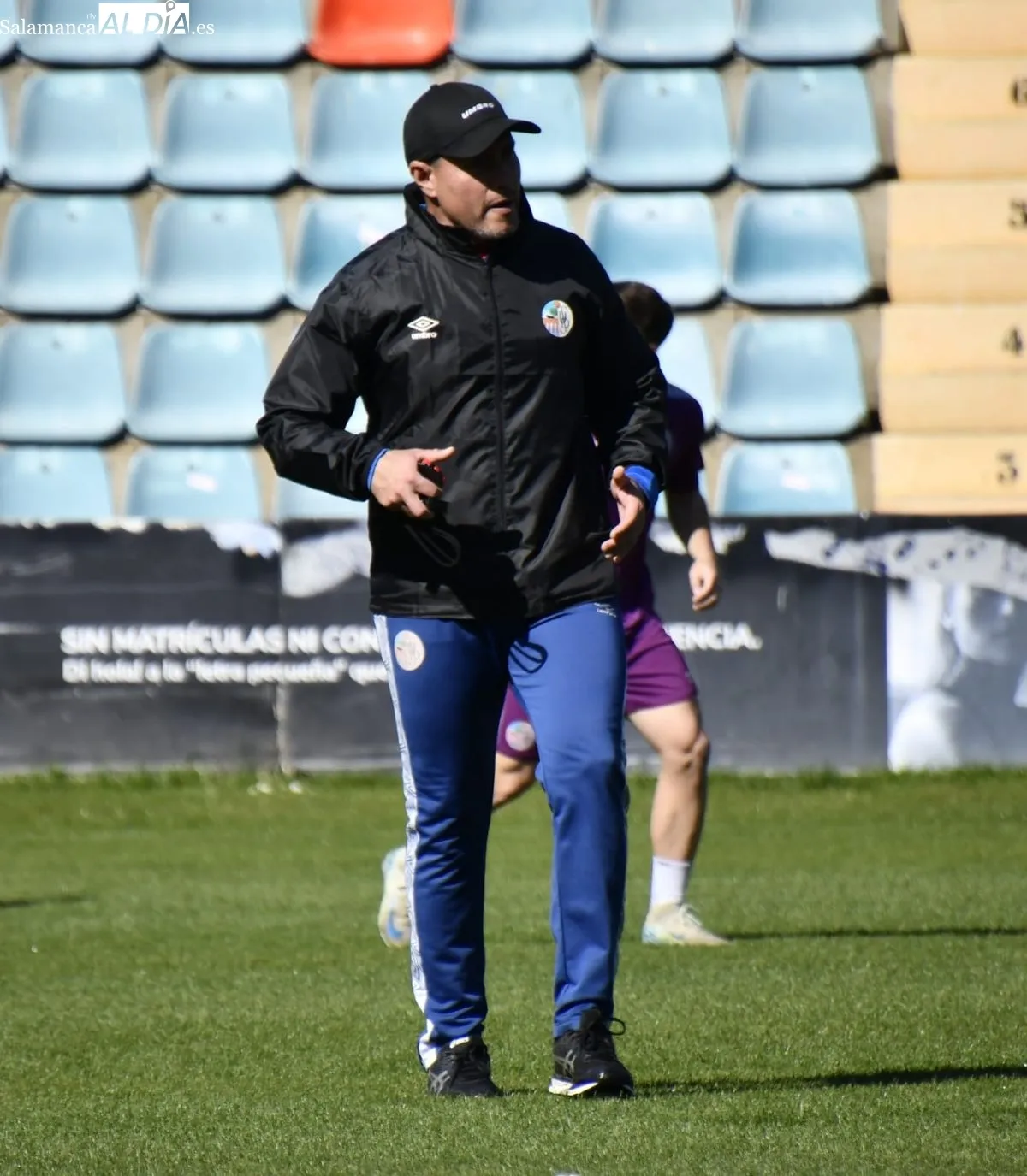 Primeros minutos del entrenamiento de este martes en el Helmántico