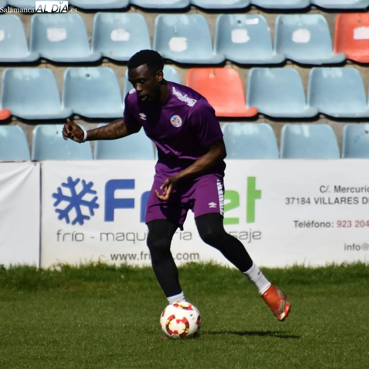 Primeros minutos del entrenamiento de este martes en el Helmántico