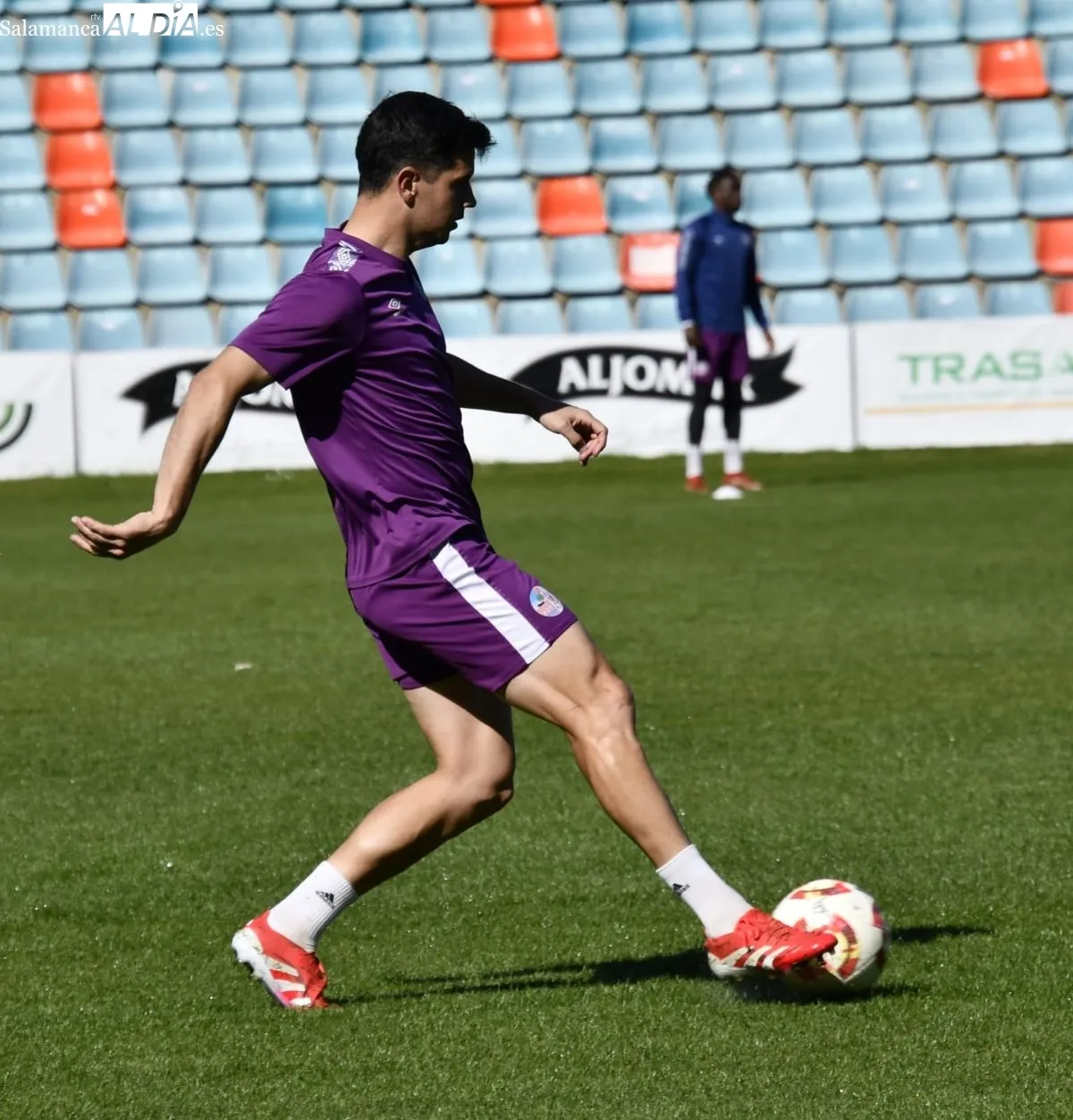 Primeros minutos del entrenamiento de este martes en el Helmántico