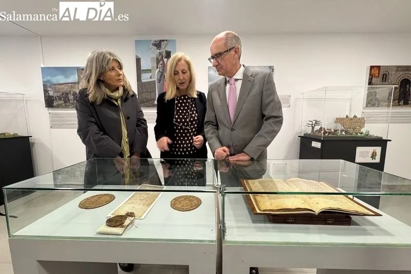 Foto 10 - Alba de Tormes revive su pasado medieval entre Le&oacute;n y Castilla en una brillante exposici&oacute;n