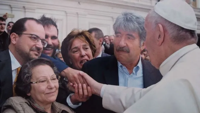 Entre las imágenes, alguna pertenece a Vatican Media/Romereports y otra al programa televisivo laSexta Columna