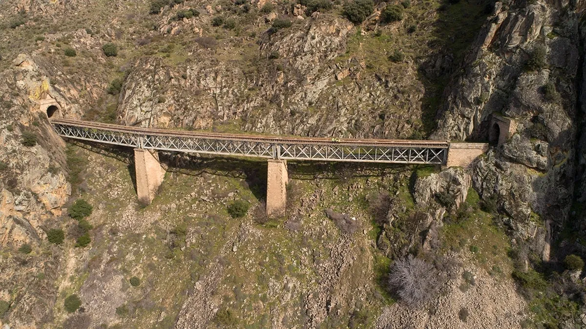 Camino de Hierro llega a sus cuatro años con 70.000 visitantes y referente turístico de Las Arribes en la provincia de Salamanca  / DIPUTACIÓN SALAMANCA