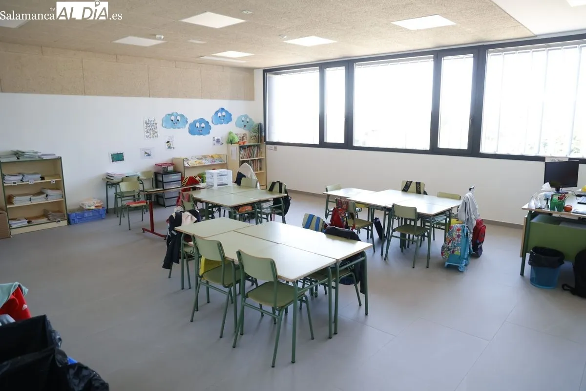 Inauguración del CEIP CRA Los Arapiles en Aldeatejada con la presencia del presidente de la Junta de Castilla y León, Alfonso Fernández Mañueco. Foto de David Sañudo