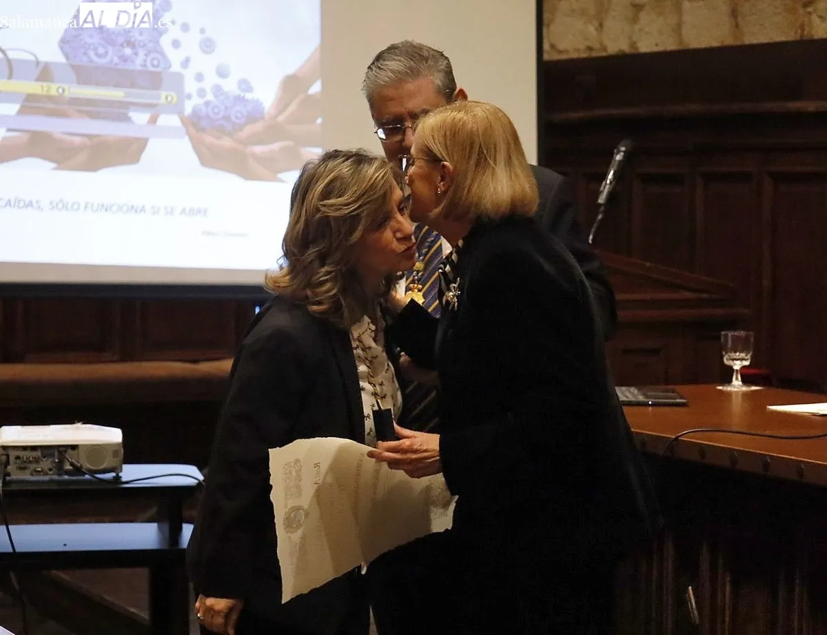 Ingreso de María Teresa Mories Álvarez en la Real Academia de Medicina de Salamanca | Fotos: David Domínguez