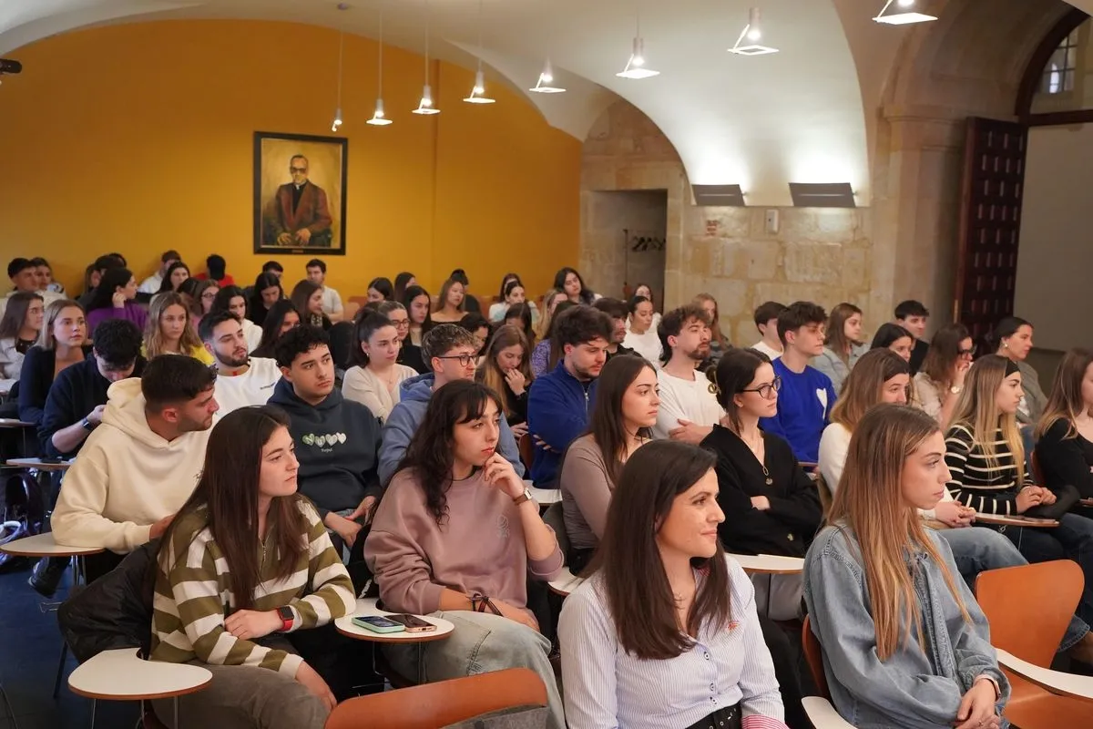 Jornada de orientación laboral en la Universidad Pontificia de Salamanca