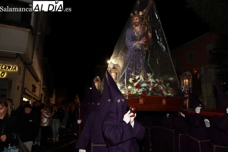 Foto 11 - La procesi&oacute;n de Jes&uacute;s Nazareno y Ecce Homo acorta su recorrido por la lluvia