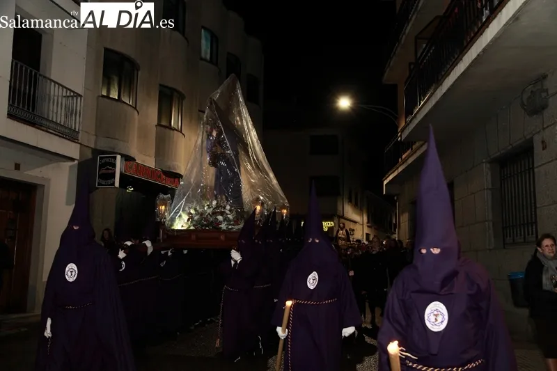 Foto 10 - La procesi&oacute;n de Jes&uacute;s Nazareno y Ecce Homo acorta su recorrido por la lluvia